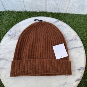 Nordstrom Rack Knit Brown Beanie new without tags winter hat
